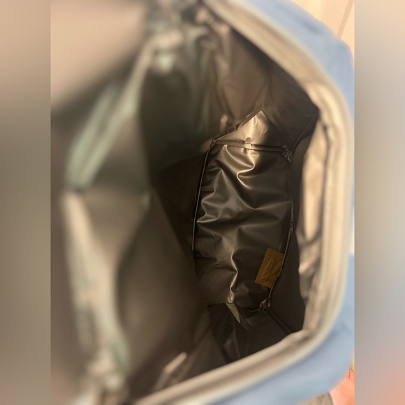 NWT June Shine Insulated Cooler Backpack - Picture 2 of 3